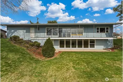 950 SE 12th Street, College Place, WA 99324 - Photo 28