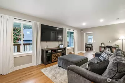 3215 19th Street, Everett, WA 98201 - Photo 8