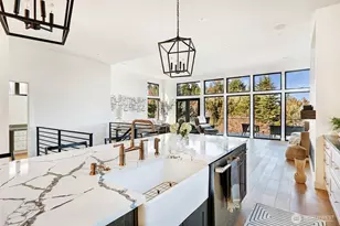 4224 NE 124th St, Seattle, WA 98125 - Photo 18