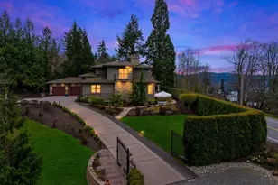 1018 E Lake Sammamish Pkwy SE, Sammamish, WA 98075 - Photo 1