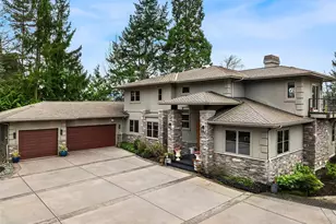 1018 E Lake Sammamish Pkwy SE, Sammamish, WA 98075 - Photo 2