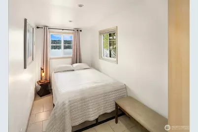 1018 E Lake Sammamish Parkway SE, Sammamish, WA 98075 - Photo 38