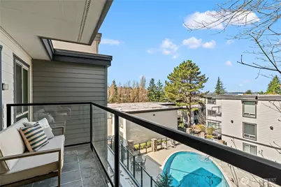 3212 81st Place SE #C301, Mercer Island, WA 98040 - Photo 16