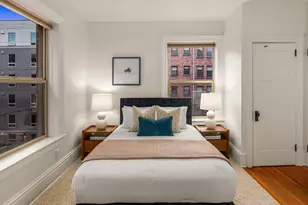 129 Warren Ave N, Seattle, WA 98109 - Photo 10