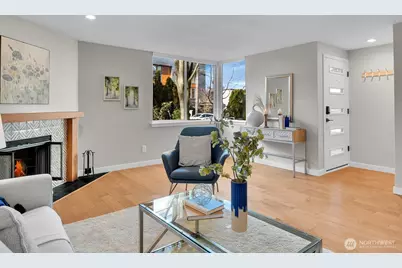 2350 10th Avenue E #111, Seattle, WA 98102 - Photo 4