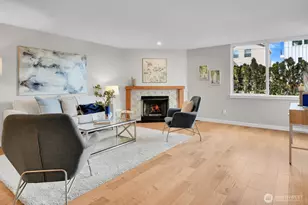 2350 10th Ave E, Seattle, WA 98102 - Photo 8