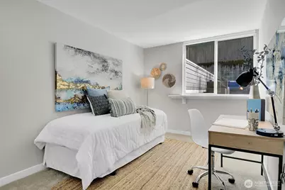 2350 10th Avenue E #111, Seattle, WA 98102 - Photo 16