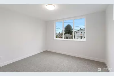 7336 27th Avenue NW #B, Seattle, WA 98117 - Photo 10