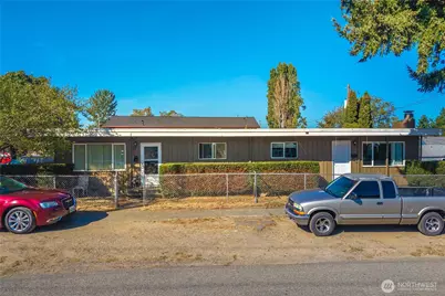 1561 S 35th Street, Tacoma, WA 98418 - Photo 2