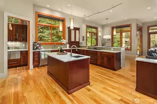 11303 S Dogwood Ln, Woodway, WA 98020 - Photo 12