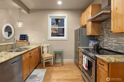 11303 S Dogwood Lane, Woodway, WA 98020 - Photo 32