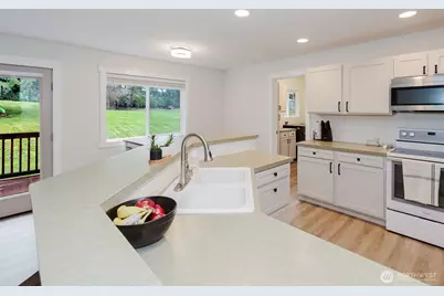 2000 Martin Avenue E, Port Orchard, WA 98366 - Photo 12