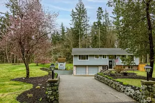 664 Limestone Ln, Oak Harbor, WA 98277 - Photo 2