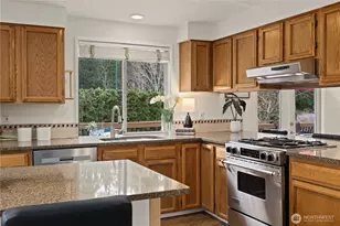 24908 Lake Wilderness Country Club Dr SE, Maple Valley, WA 98038 - Photo 14