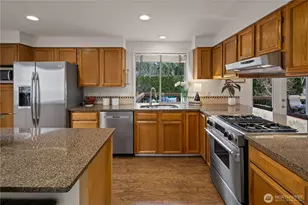 24908 Lake Wilderness Country Club Dr SE, Maple Valley, WA 98038 - Photo 12