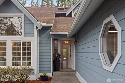 24908 Lake Wilderness Country Club Drive SE, Maple Valley, WA 98038 - Photo 2