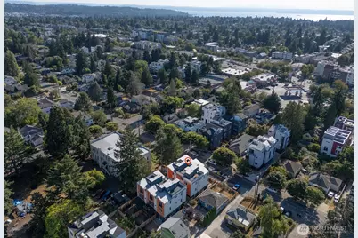 9020 13th Avenue NW #C, Seattle, WA 98117 - Photo 30