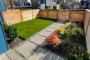 9020 13th Ave NW, Seattle, WA 98117 - Photo 2