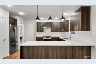 4233 S Lucile Street, Seattle, WA 98118 - Photo 8