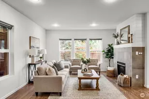 4233 S Lucile St, Seattle, WA 98118 - Photo 12