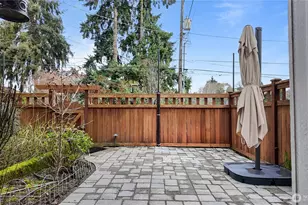 4233 S Lucile St, Seattle, WA 98118 - Photo 4