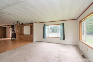 183 Tac-Dale Dr, Port Angeles, WA 98363 - Photo 4