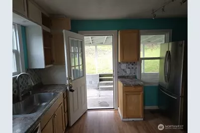 1523 Bloomington Avenue, Bremerton, WA 98312 - Photo 18