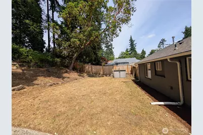 23004 52nd Avenue W, Mountlake Terrace, WA 98043 - Photo 20