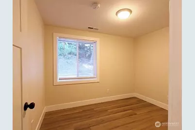 23004 52nd Avenue W, Mountlake Terrace, WA 98043 - Photo 8