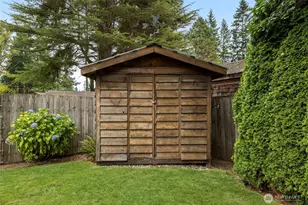 2520 166th Ave NE, Bellevue, WA 98008 - Photo 28