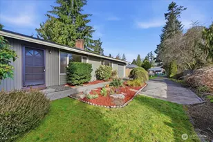 1329 N 183rd St, Shoreline, WA 98133 - Photo 4