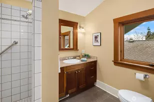 3220 NW 69th St, Seattle, WA 98117 - Photo 20