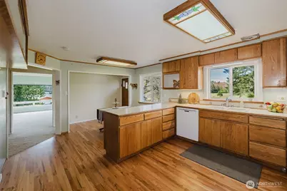 191 NE McWilliams Court, Bremerton, WA 98311 - Photo 10