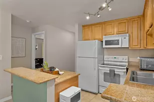 20318 Bothell Everett Hwy, Bothell, WA 98012 - Photo 8