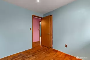 1306 S Monroe St, Tacoma, WA 98405 - Photo 12