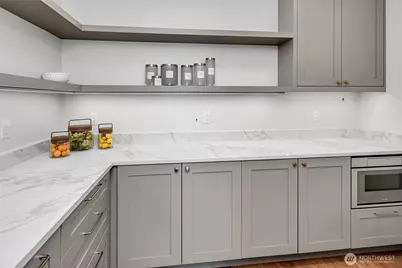 6950 SE Maker Street, Mercer Island, WA 98040 - Photo 18