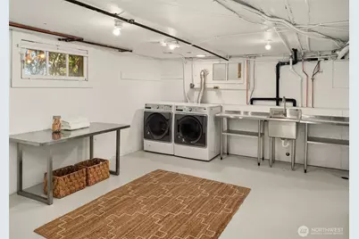 1212 21st Avenue E, Seattle, WA 98112 - Photo 34