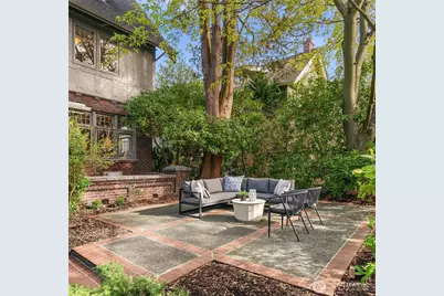 1212 21st Avenue E, Seattle, WA 98112 - Photo 4