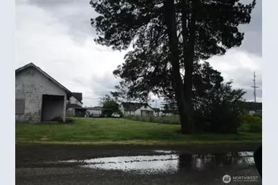 1511 Aberdeen Avenue, Aberdeen, WA 98520 - Photo 2