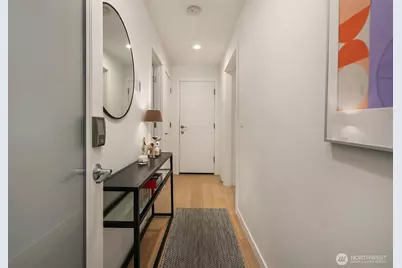 2330 W Plymouth Street #B, Seattle, WA 98199 - Photo 6