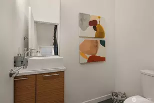 2330 W Plymouth St, Seattle, WA 98199 - Photo 18