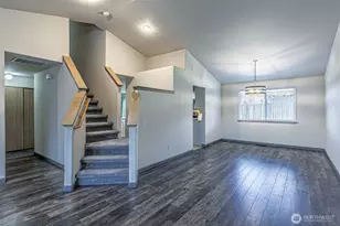 8935 SE Chatham Ct SE, Olympia, WA 98513 - Photo 4