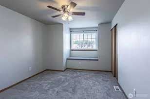 8935 SE Chatham Ct SE, Olympia, WA 98513 - Photo 16