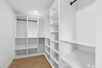 4002 Courtland Place S, Seattle, WA 98118 - Photo 24