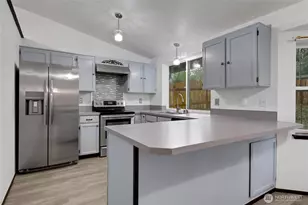 8600 Oxford Ave SE, Lacey, WA 98503 - Photo 12