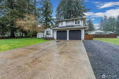 8600 Oxford Avenue SE, Lacey, WA 98503 - Photo 2