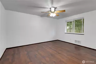 8600 Oxford Ave SE, Lacey, WA 98503 - Photo 18