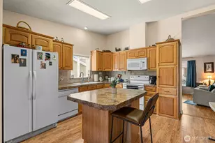 1849 Heritage Dr, Wenatchee, WA 98801 - Photo 8