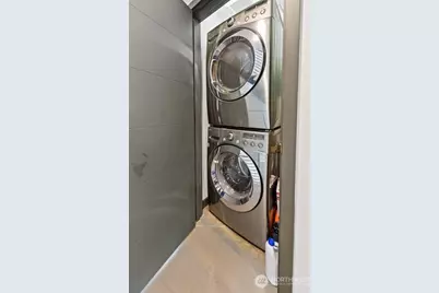 4417 N Corliss Avenue #B, Seattle, WA 98103 - Photo 8