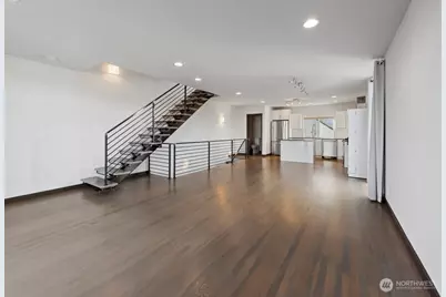 4417 N Corliss Avenue #B, Seattle, WA 98103 - Photo 2